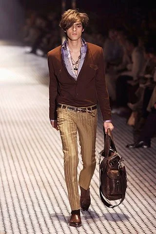 Look 10